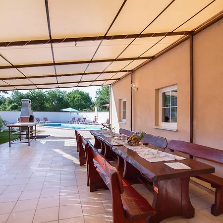 Gruppenferienhaus August Tatil Evi