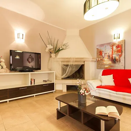 Vakantiehuis Gruppenferienhaus August Cere