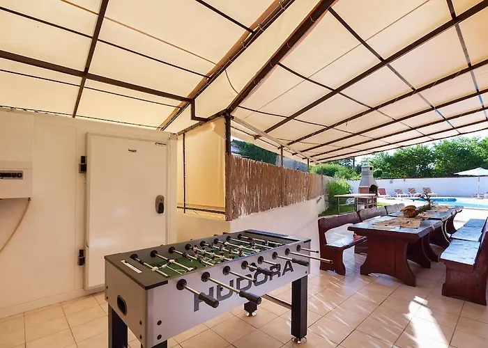 Gruppenferienhaus August Vikendica